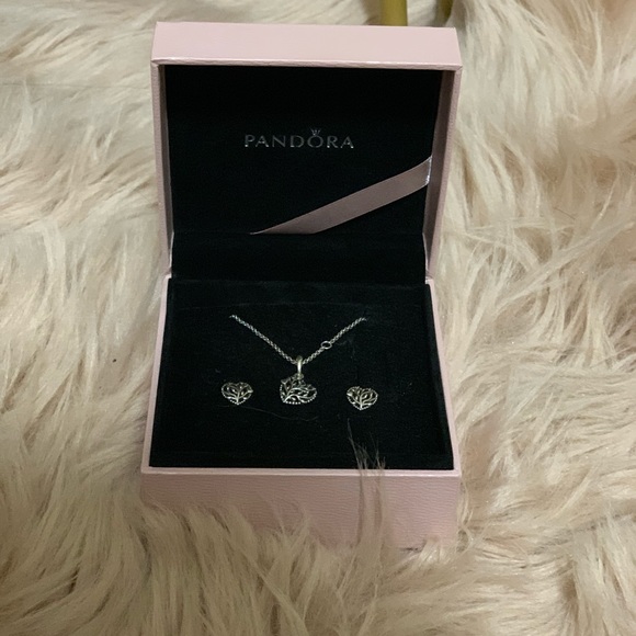 Pandora gift set - Picture 1 of 2